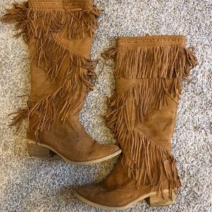 Not Rated Fringe boots